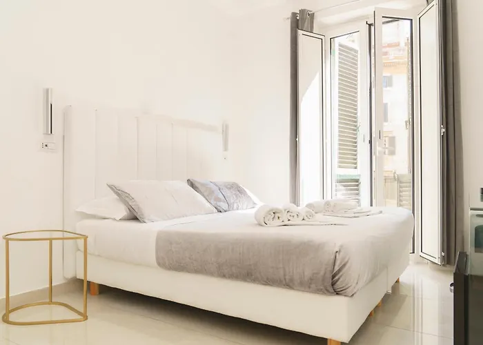 Piazza Venezia Grand Oda ve Kahvaltı 4*
