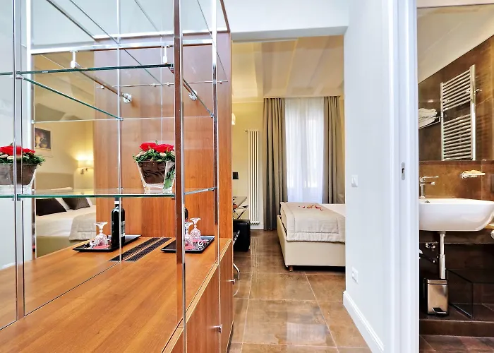 Oda ve Kahvaltı Piazza Venezia Grand 4*