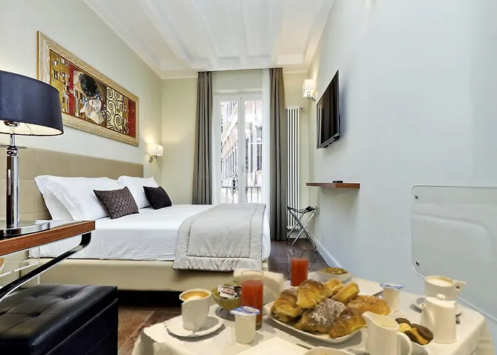 Piazza Venezia Grand 4* Roma