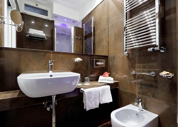 Piazza Venezia Grand Oda ve Kahvaltı 4*