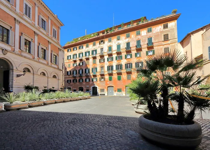 Piazza Venezia Grand 4* Roma