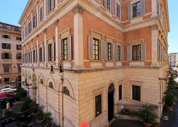 Oda ve Kahvaltı Piazza Venezia Grand Roma